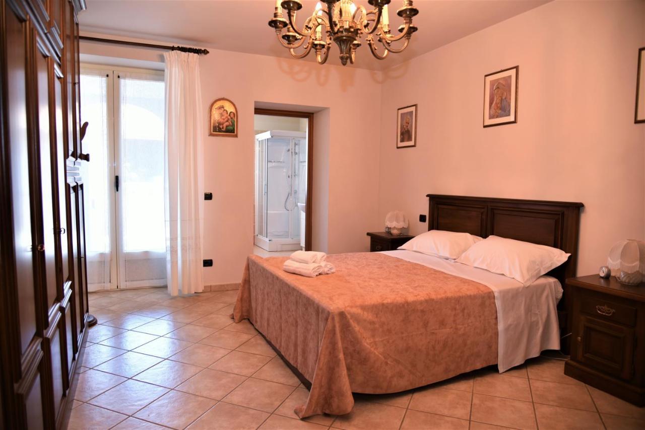 Apartmán A Casa Di Anna La Morra Exteriér fotografie